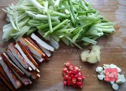 Illustration of how to make dried celery 3