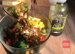 Illustration of how to make light sweet potato leaves 12