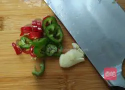 Illustration of how to make crispy fried mung bean sprouts 2