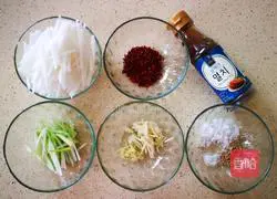 Korean spicy shredded radish (comes with sweet and sour shredded radish recipe) Illustration 5