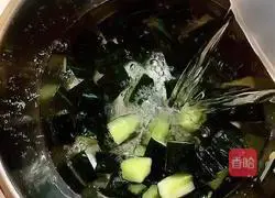Illustration of how to make pickled cucumbers 11