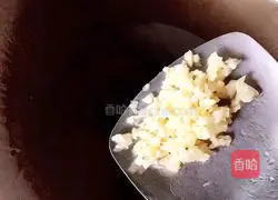 Illustration of how to make hot broccoli 10