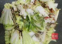 Illustration of how to make spicy and sour cabbage and baby cabbage 5