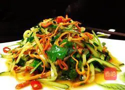 Illustration of how to make cold cucumber and cordyceps flowers 17