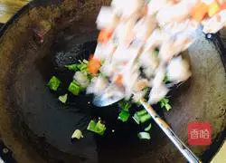 Hot holiday dish - Stir-fried lotus root recipe illustration 4