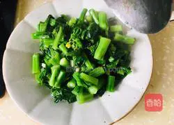 Illustration of how to make stir-fried cabbage 8