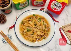 Illustration of how to make hand-shred king oyster mushrooms 10