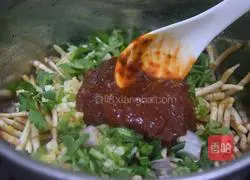 Illustration of how to make cold Houttuynia cordata 8