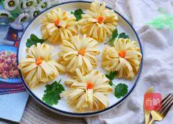 Illustration of how to make cold bean curd version with blooming flowers and riches 16