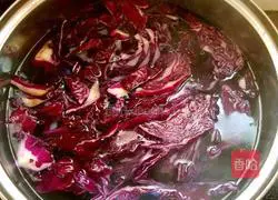 Illustration of how to make sweet and sour rouge lotus root 3