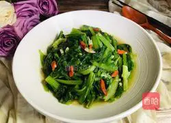 Illustration of how to make wolfberry lettuce leaves 8