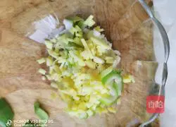 Illustration of how to cook diced eggplant in sauce 4