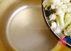 Illustration of how to make garlic cauliflower 5