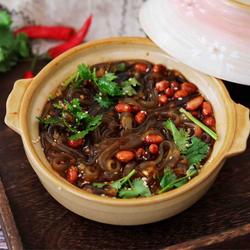 Hot and sour sweet potato noodles