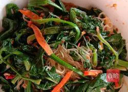 Illustration of how to make cold spinach 7