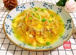 Illustration of how to make scrambled eggs with bean sprouts 7