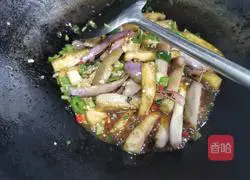 Illustration of how to make eggplant with oyster sauce 6