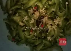 Illustration of how to make cold bitter melon 5