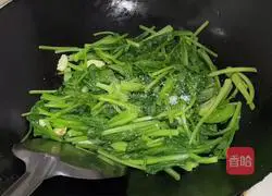 Illustration of how to make stir-fried mustard greens 6