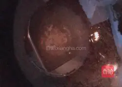 Illustration of Spicy Stir-fried Enoki Mushrooms 4