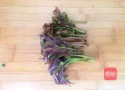 Illustration of how to make Chinese toon scrambled eggs 2