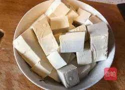 Illustration of how to cook tofu with shredded carrots 2