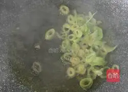 Illustration of how to make fried shredded potatoes 4