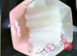 Illustration of making homemade spicy jelly 9