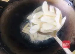 Illustration of how to stir-fry yam 5