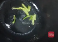 Illustration of how to make spicy and sour potato shreds 7