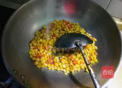 Illustration of how to make carrots and sweet corn 6