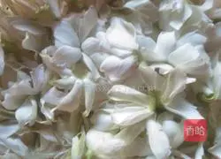 Illustration of how to stir gardenias 1