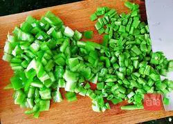 Illustration of how to make stir-fried four diced vegetables 4