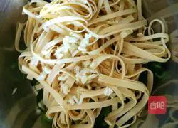 How to mix spinach with tofu skin Illustration 8