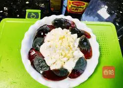 Illustration of how to make preserved eggs with tofu 5