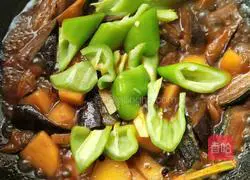 Illustration of how to make three fresh vegetables 14