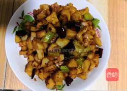 Illustration of how to make spicy stir-fried lotus root 8