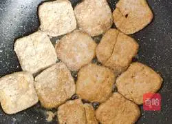 Illustration of how to make Dafang stinky tofu in Bijie, Guizhou 5