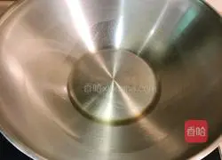 Illustration of how to make shredded zucchini 5