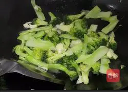 Illustration of how to make stir-fried broccoli 7