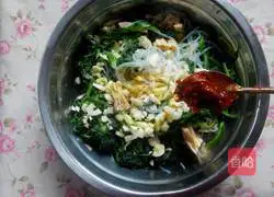 Illustration of how to make cold spinach vermicelli 5