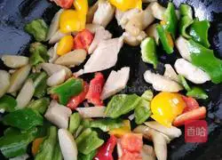 Illustration of how to make fried yam fish 4