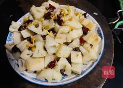 Illustration of how to make spicy shelled lotus root 8