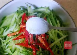 Illustration of how to make cucumbers mixed with thousands of pieces#lightfoodreducingfat#9