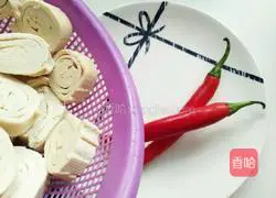 Illustration of how to make a thousand tubes of dried mold 2