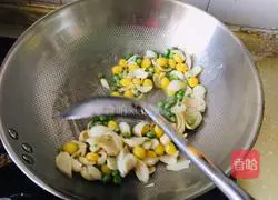 Recipe for Stir-fried Ginkgo Green Beans and Lily 10