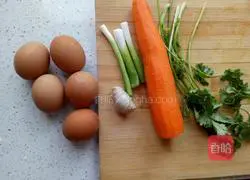 Illustration of how to make fish-flavored poached eggs 1