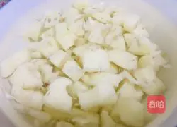 Illustration of how to make sweet and sour lotus root 1