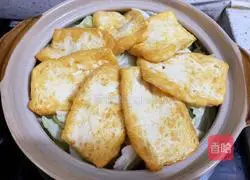 Illustration of how to make cabbage and tofu stew 9