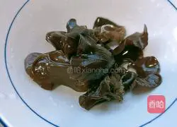 Illustration of how to make lemon shredded chicken legs 2